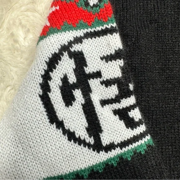 Dragon Ball Z Holiday Sweater Red/Green/White/Black Size 6 - Picture 11 of 16